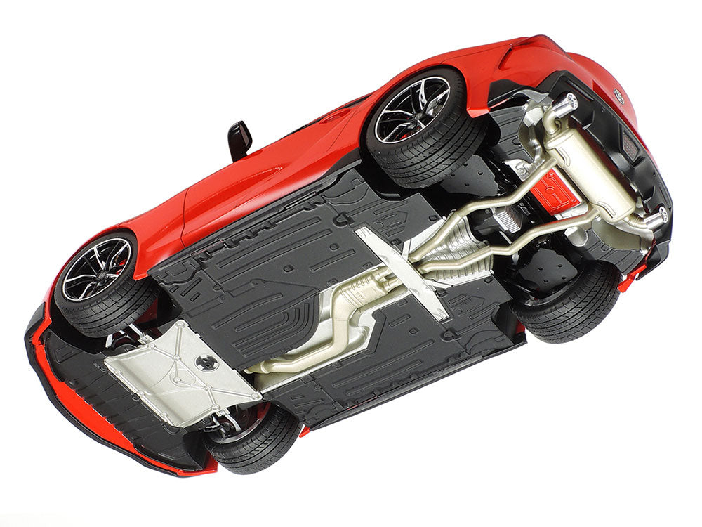TAM24351 – Toyota GR Supra – Voiture de sport 1/24
