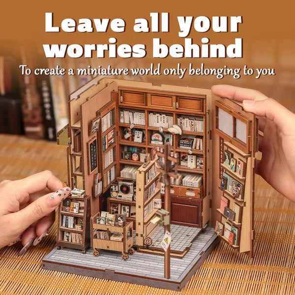 Librairie d’antiquités de Kyoto – Book Nook 3D en bois avec LED – Haute gamme