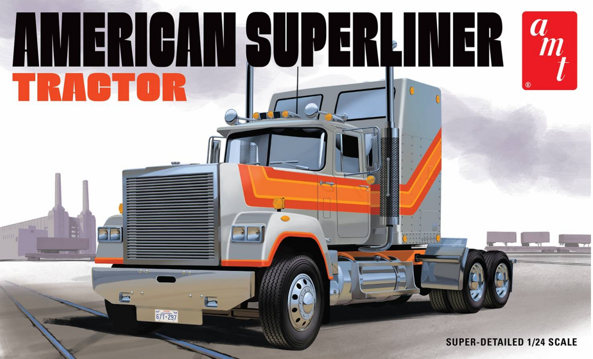 Maquette Italeri Mack Superliner 1/24 – Univers RcLoisirs. Semi-tracteur américain Big Rig détaillé avec cabine spacieuse, intérieur complet, pièces chromées, moteur reproduit, châssis réaliste, suspensions fonctionnelles, pare-soleil, réservoirs latéraux, échappements verticaux et essieu tandem. Pneus vinyle, décalcomanies incluses. Maquette plastique injectée à peindre, grand format, idéale pour modélisme camion et poids lourd.