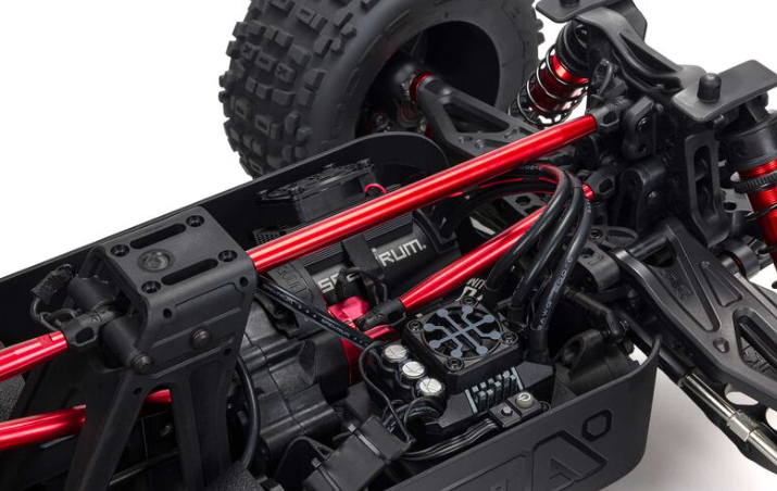 ARRMA ARA5810V2T1 – Outcast 8S EXB – Stunt Truck 1/5 RTR 4WD – Univers RcLoisirs