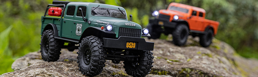 Axial SCX24 Dodge Power Wagon – Micro crawler RC 1/24 4×4 brushed – AXI00007 – carrosserie scale années 40, rails acier, worm gears – Univers RcLoisirs