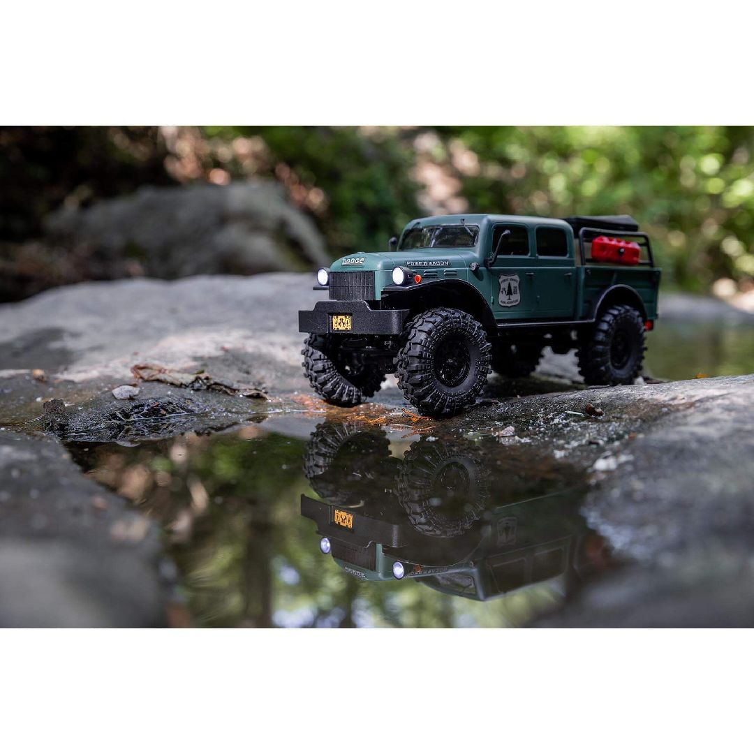 Axial SCX24 Dodge Power Wagon – Micro crawler RC 1/24 4×4 brushed – AXI00007 – carrosserie scale années 40, rails acier, worm gears – Univers RcLoisirs