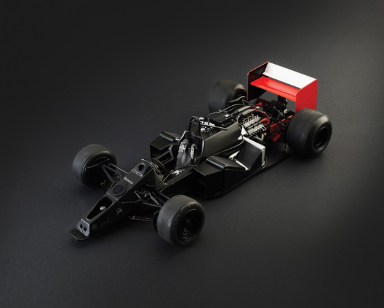 Italeri 4711 – McLaren MP4/2C Prost-Rosberg – maquette 1/12 avec moteur TAG-Porsche détaillé, photodécoupe et pneus en caoutchouc