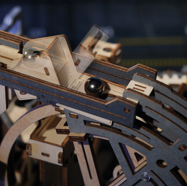 LGA01 - Marble Night City (Circuit à bille mécanique) – ROKR – Puzzle 3D