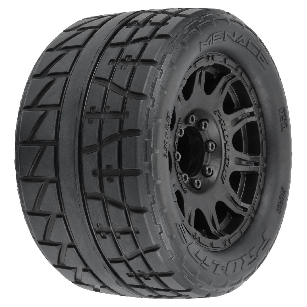 PRO1020610 pneus Menace HP BELTED Pro-Line 3.8 avec jantes Raid noires 17mm offrant stabilité haute vitesse et traction durable pour Monster Truck RC chez Univers RcLoisirs