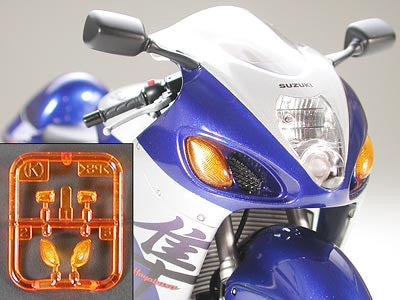TAM14090 – Suzuki GSX1300R Hayabusa – 1/12 – Univers RcLoisirs