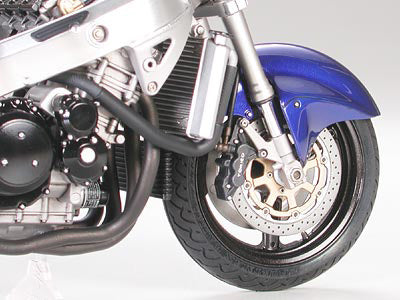 TAM14090 – Suzuki GSX1300R Hayabusa – 1/12 – Univers RcLoisirs
