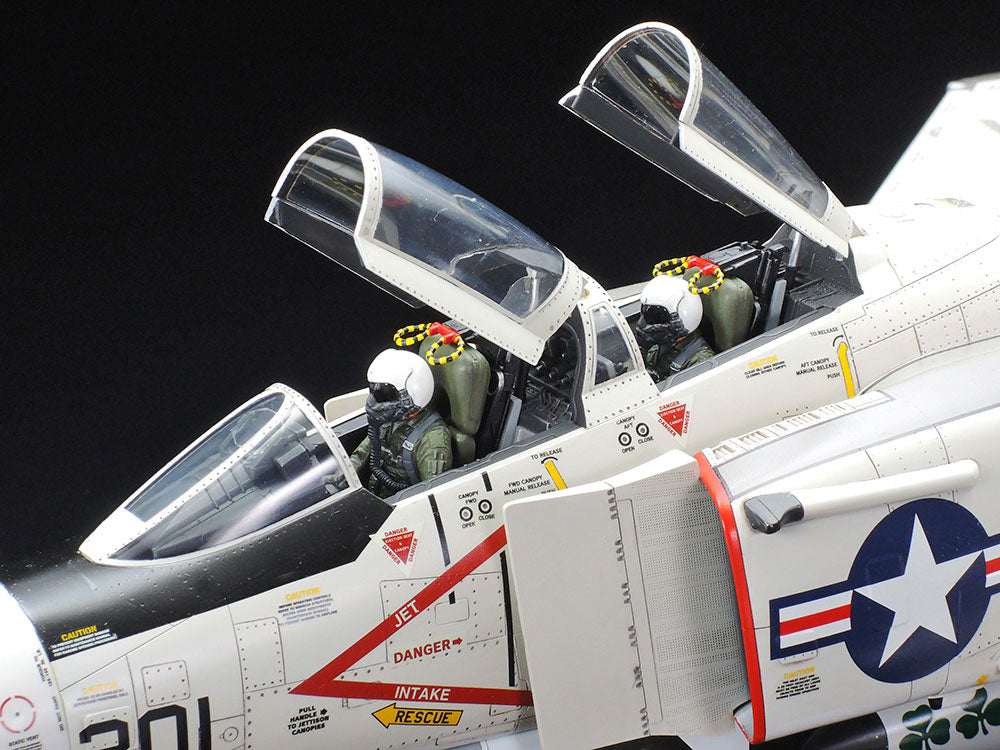 TAM60308 – McDonnell Douglas F-4J Phantom II Marines – 1/32 – Univers RcLoisirs