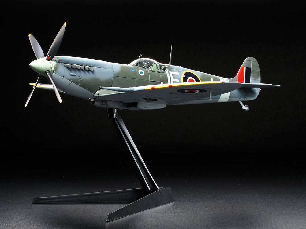 TAM60319 – Supermarine Spitfire Mk.IXc – 1/32 – Univers RcLoisirs