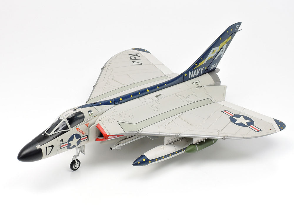 TAM60741 – Douglas F4D-1 Skyray – 1/72 – Univers RcLoisirs