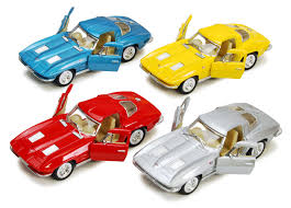 Corvette Sting Ray 1963 – Diecast 1:36 – Kinsmart