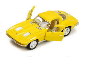 Corvette Sting Ray 1963 – Diecast 1:36 – Kinsmart