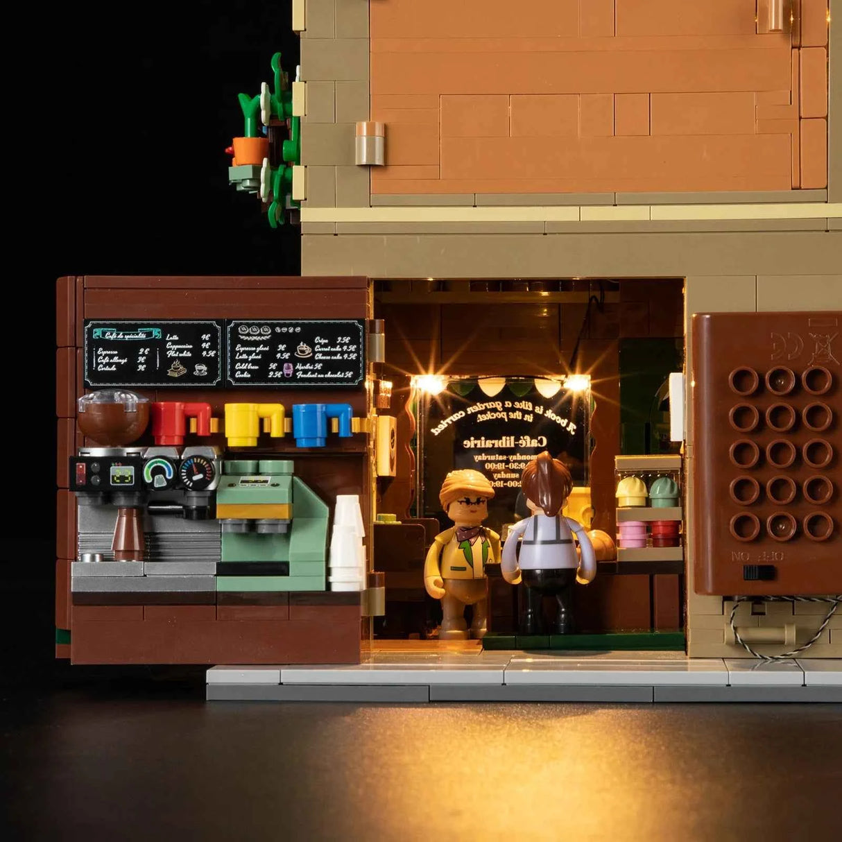 F9031 – Café-Librairie – La vie en ville – 1718 pcs – Lumibricks