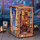 La rue Tsutenkaku Ichiban – Book Nook 3D en bois avec LED – Haute gamme