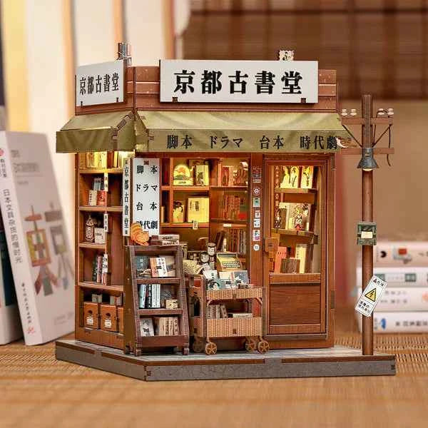 Librairie d’antiquités de Kyoto – Book Nook 3D en bois avec LED – Haute gamme