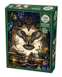 Puzzle 1000 pièces L’invocation – Univers RcLoisirs, œuvre artistique de Sarah Richter éditée par Cobble Hill. Scène nocturne au décor gothique et mystérieux : chat noir, bougie, livres anciens, potion magique, pierres tombales, pleine lune. Idéal comme cadeau pour amateur de frissons et univers fantastique, parfait pour l’ambiance Halloween.