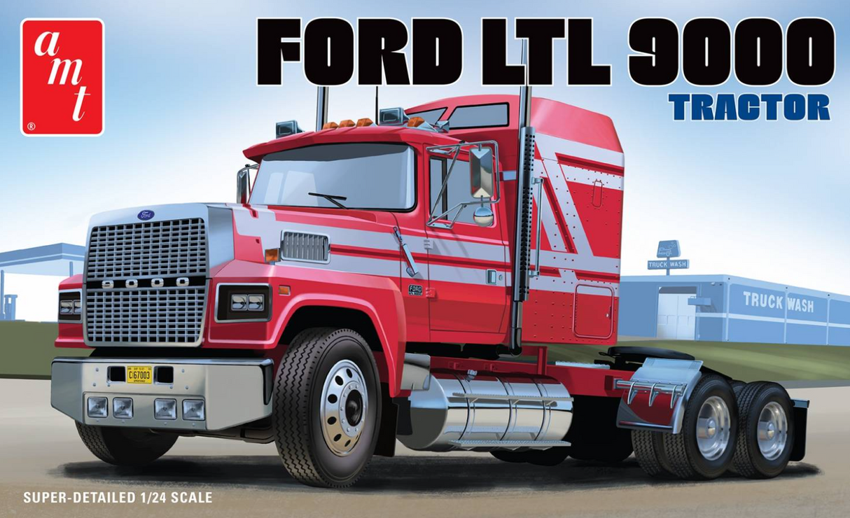 Maquette AMT 1238 Ford LTL 9000 Semi Tractor échelle 1/24 – Univers RcLoisirs. Semi-tracteur américain pour transport longue distance, avec suspensions fonctionnelles, réservoirs latéraux, pneus en vinyle, pièces chromées, pare-soleil, moteur diesel détaillé, châssis réaliste, intérieur complet, cabine spacieuse avec couchette, essieu tandem et décalcomanies incluses. Maquette plastique injectée grand format, détaillée et réaliste, idéale pour modélisme poids lourd et camion classique américain.