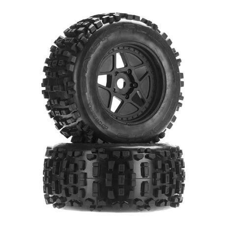 ARAC8795 pneus ARRMA dBoots Backflip 6S 3.8 po pré-montés sur jantes noires avec hexagone 17 mm. Diamètre 172 mm, largeur 77 mm, ensemble de 2.