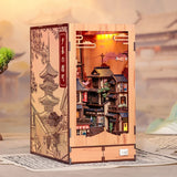 BJAA402 Twilight Sakura Path, Book Nook DIY de 407 pieces inspire des rues de Kyoto avec cerisiers en fleurs, eclairage DEL et decor japonais detaille.