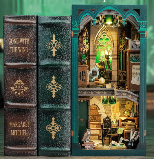 Chambre magique – Book Nook 3D en bois – LED – Haute gamme – Univers RcLoisirs