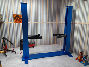 Lift RC, GL-B, lift électrique, accessoires scale, garage RC, WAG, accessoires RC, diorama RC, aluminium, ascenseur RC, accessoires garage RC, univers RcLoisirs, 1/10 RC, présentation RC, modélisme scale