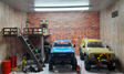Garage WAG, GRW-1, Le Man Cave, garage triple RC, édition limitée, présentoir RC, diorama RC, accessoires scale, garage bois, vitrine RC, hobby shop, accessoires WAG, univers RcLoisirs, RC 1/10, crawler RC, buggy RC, truck RC, scale garage