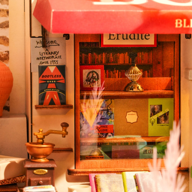 Assemblez la Rolife DG164 – Librairie du coin. Kit miniature avec 108 pièces, ambiance rétro, éclairage LED et détails réalistes. Univers RcLoisirs.