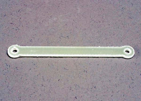 TRA2532 barre de renfort en fibre de verre Traxxas conçue pour renforcer le bulkhead avant et maintenir l'alignement des axes de suspension. Compatible avec plusieurs modèles Slash, Rustler, Stampede et Bandit.