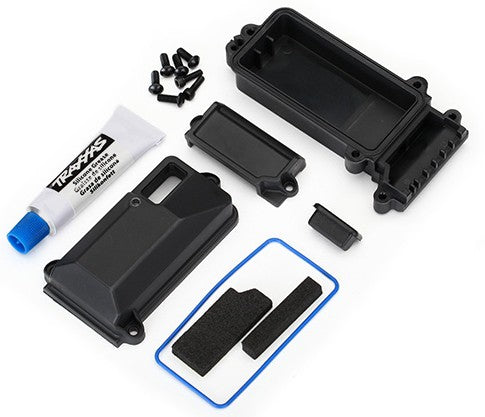 TRA8224 – Boîte récepteur étanche avec matériel – Univers RcLoisirs