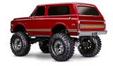 Traxxas TRX-4 Chevrolet K5 Blazer 1972 High Trail 1/10 4WD RTR avec carrosserie clipless, châssis échelle acier, Long Arm Lift, essieux portiques, transmission 2 vitesses et différentiels verrouillables. Véhicule radiocommandé XL-5 HV, moteur Titan 550 21T, suspension GTS pour performance tout-terrain et crawl technique. Idéal pour le modélisme RC, le franchissement, l’exploration extérieure, la conduite hors route et les rassemblements de passionnés RC scale. Convient aux passionnés de plein air, aux clubs