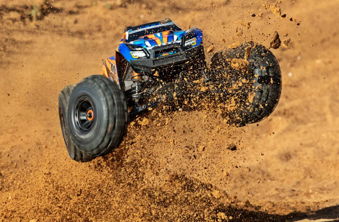 Traxxas, 89086-4, Maxx, WideMaxx, Monster Truck RC, 1/10 RC, 4WD, Velineon 540XL, VXL-4s, TSM, RTR, LiPo 4S, pneus Sledgehammer, carrosserie clipless, univers RcLoisirs