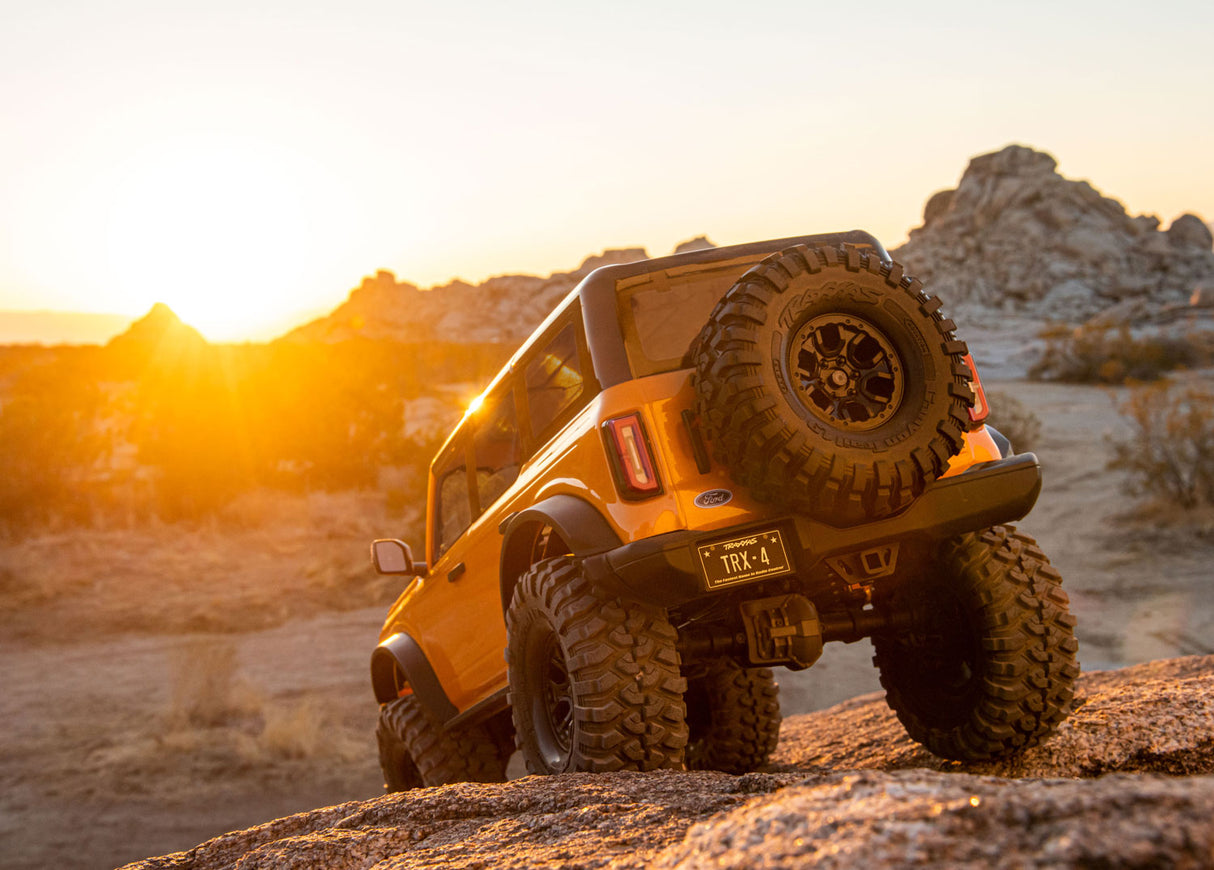 Traxxas TRA92076-4 – TRX-4 Ford Bronco 2021 – 1/10 4WD RTR Crawler – Univers RcLoisirs