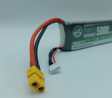 WAGB3S5060SX6 batterie LiPo WAG Radio Control 3S 11.1 V 5000 mAh 60C avec connecteur XT60. Décharge jusqu'à 120C en pointe, dimensions 153 × 44 × 24.5 mm et poids de 336 g pour les véhicules RC compatibles.