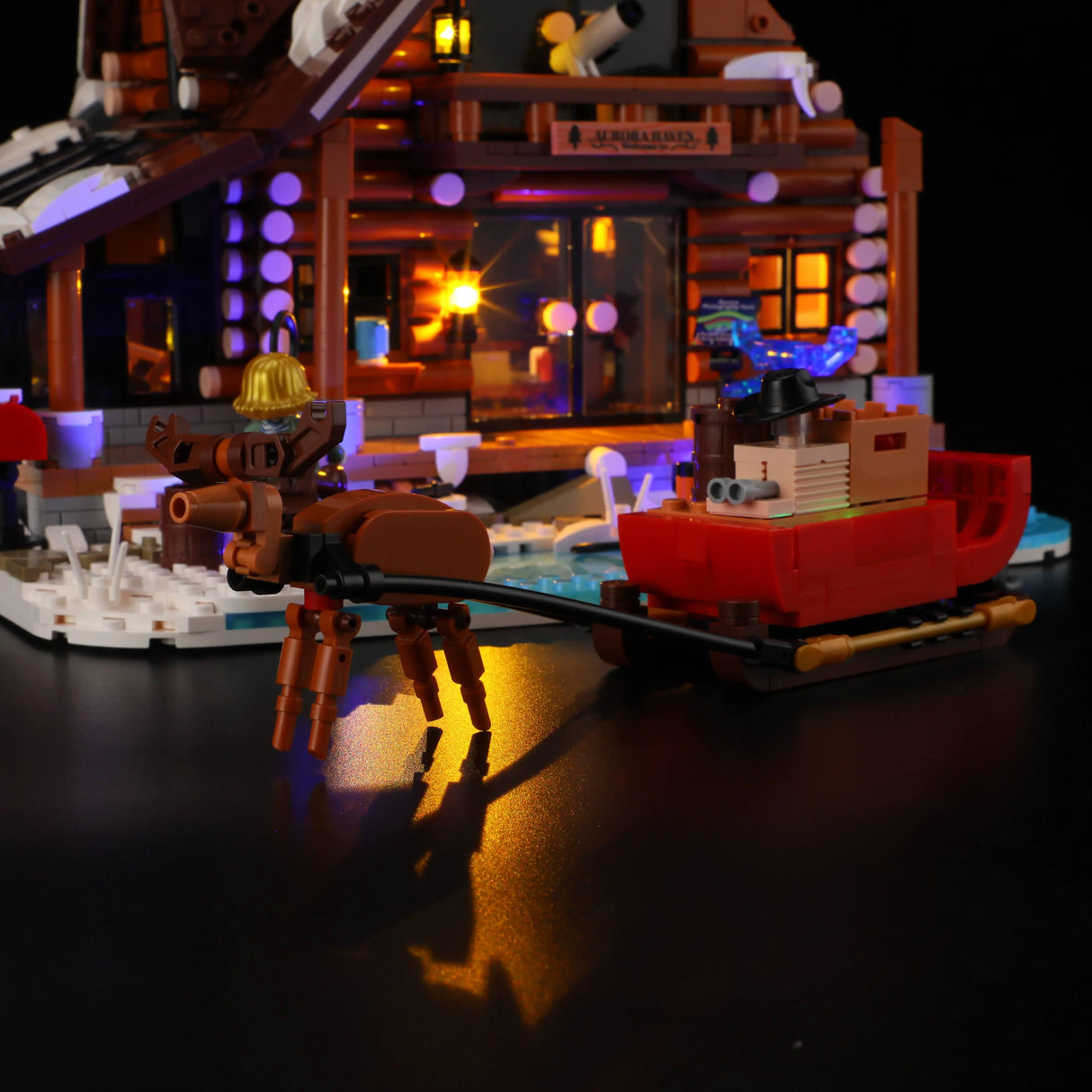 L9090 – Chalet des Aurores Boréales – Hiver Nordique – 2425 pcs – Lumibricks