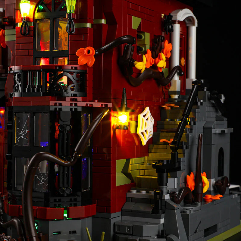 L9092 – Manoir Hanté de Minuit – Halloween – 2617 pcs – Lumibricks